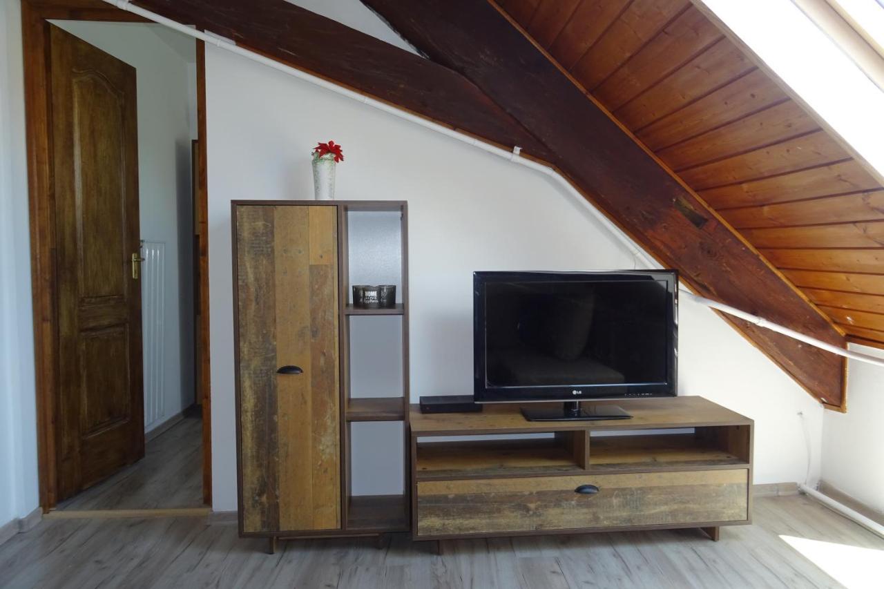 Magdalena Apartman Еґер Екстер'єр фото
